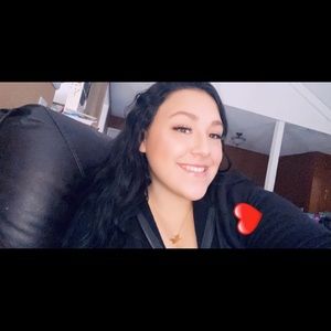 Meet your Posher, Haili